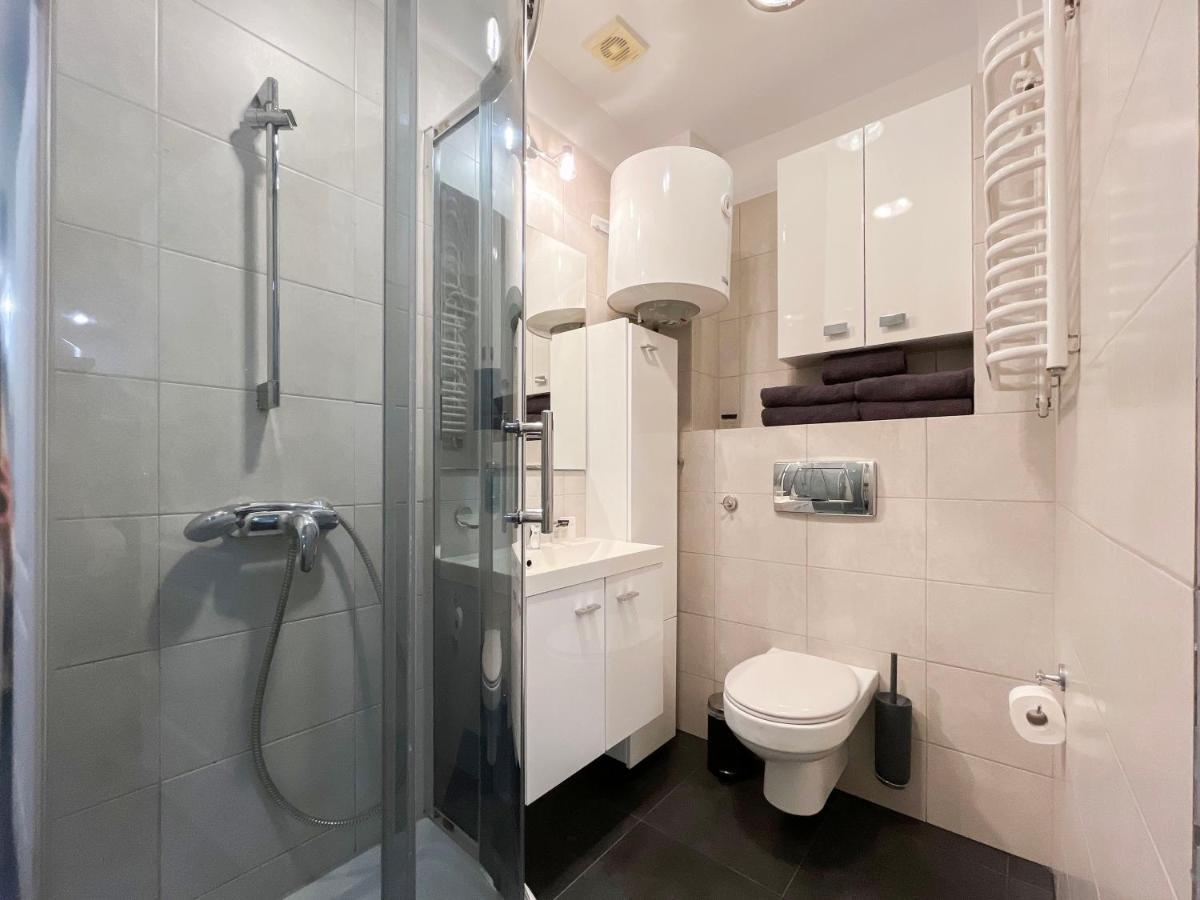 Heart Of Wroclaw - Spacious 3Rooms 75M2 As Home Apartamenty R243 المظهر الخارجي الصورة
